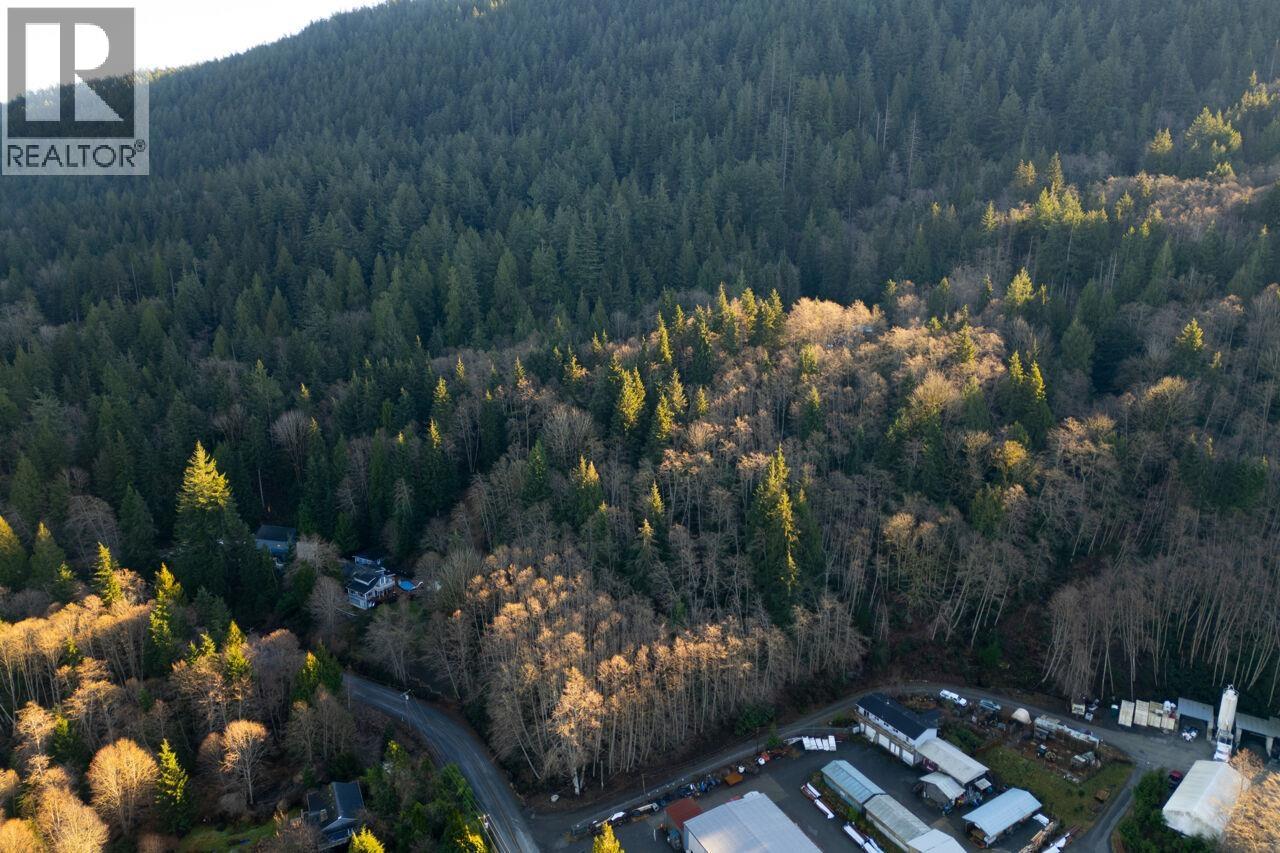 1049 Grafton Road, Bowen Island, British Columbia  V0N 1G2 - Photo 9 - R3084896