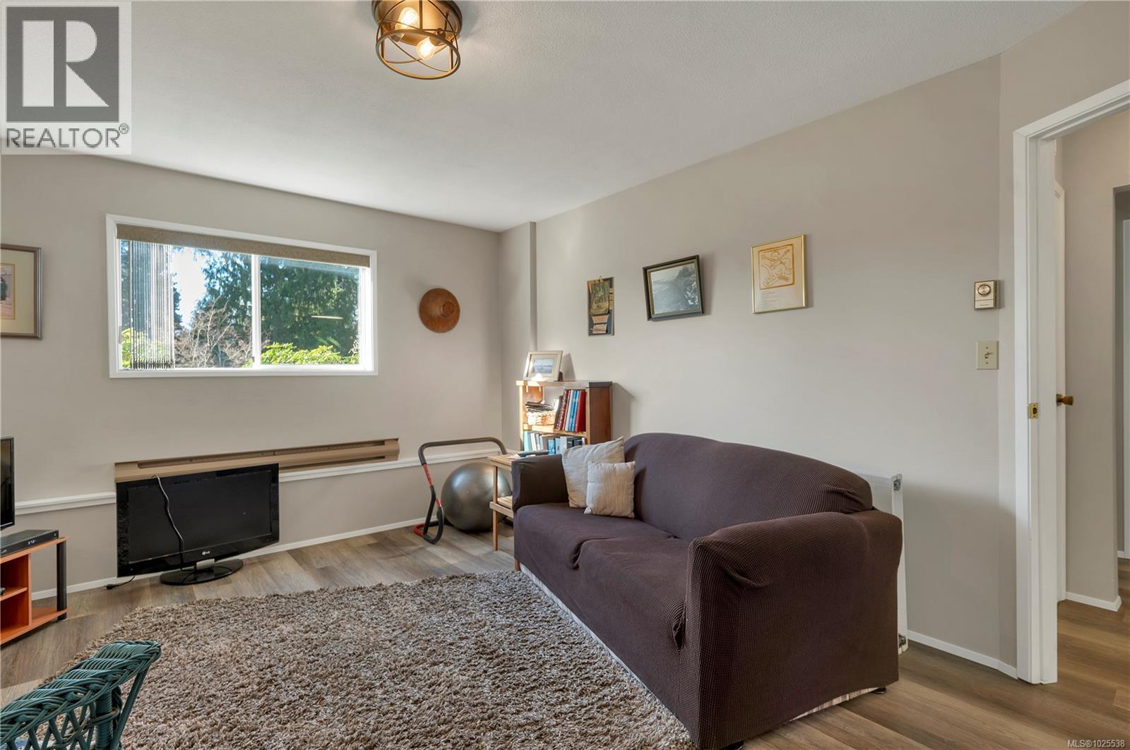 698 Plaza Rd, Quadra Island, British Columbia  V0P 1N0 - Photo 32 - 1025538