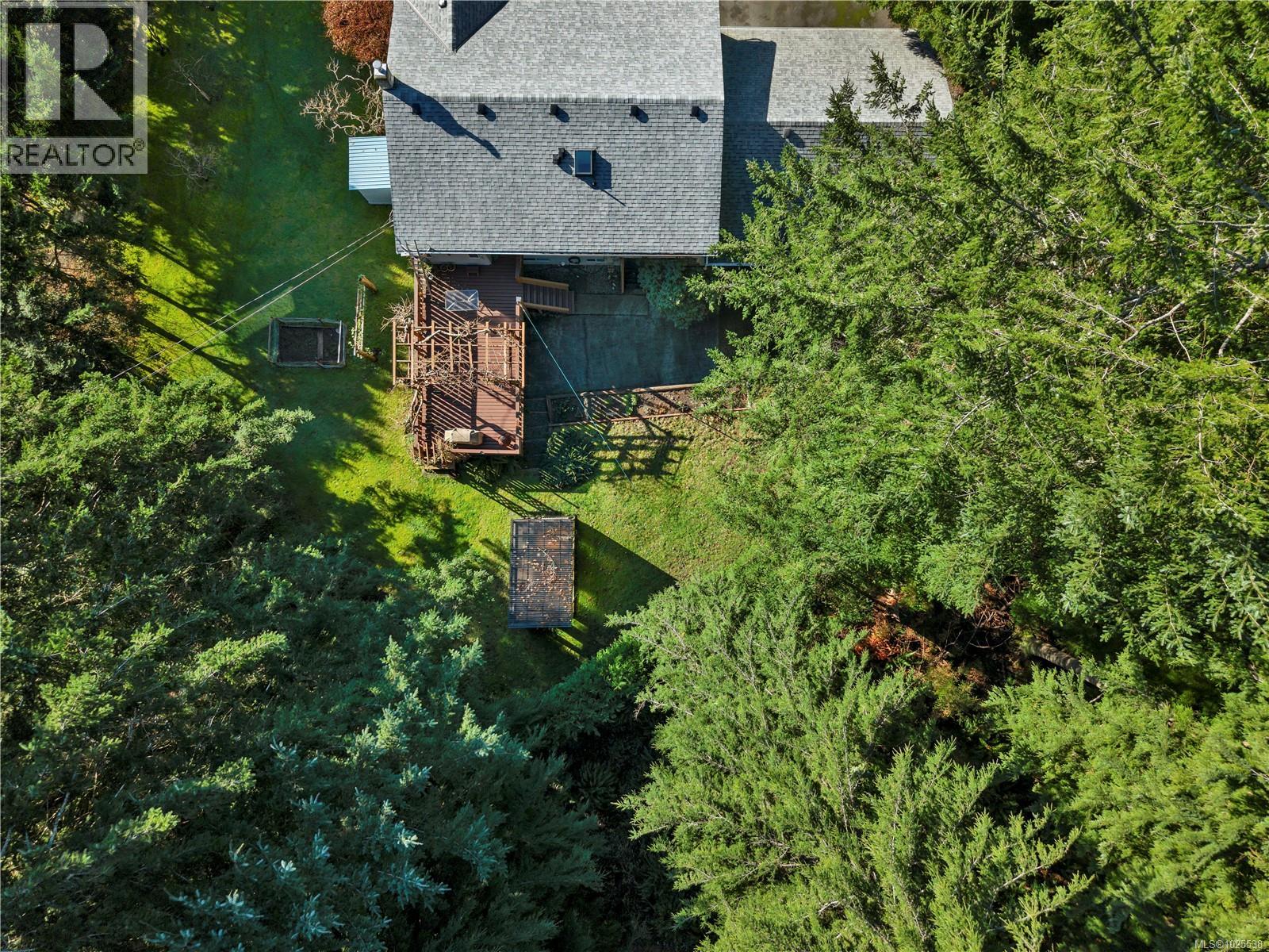 698 Plaza Rd, Quadra Island, British Columbia  V0P 1N0 - Photo 59 - 1025538