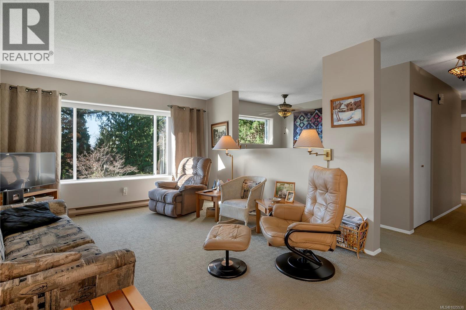 698 Plaza Rd, Quadra Island, British Columbia  V0P 1N0 - Photo 7 - 1025538