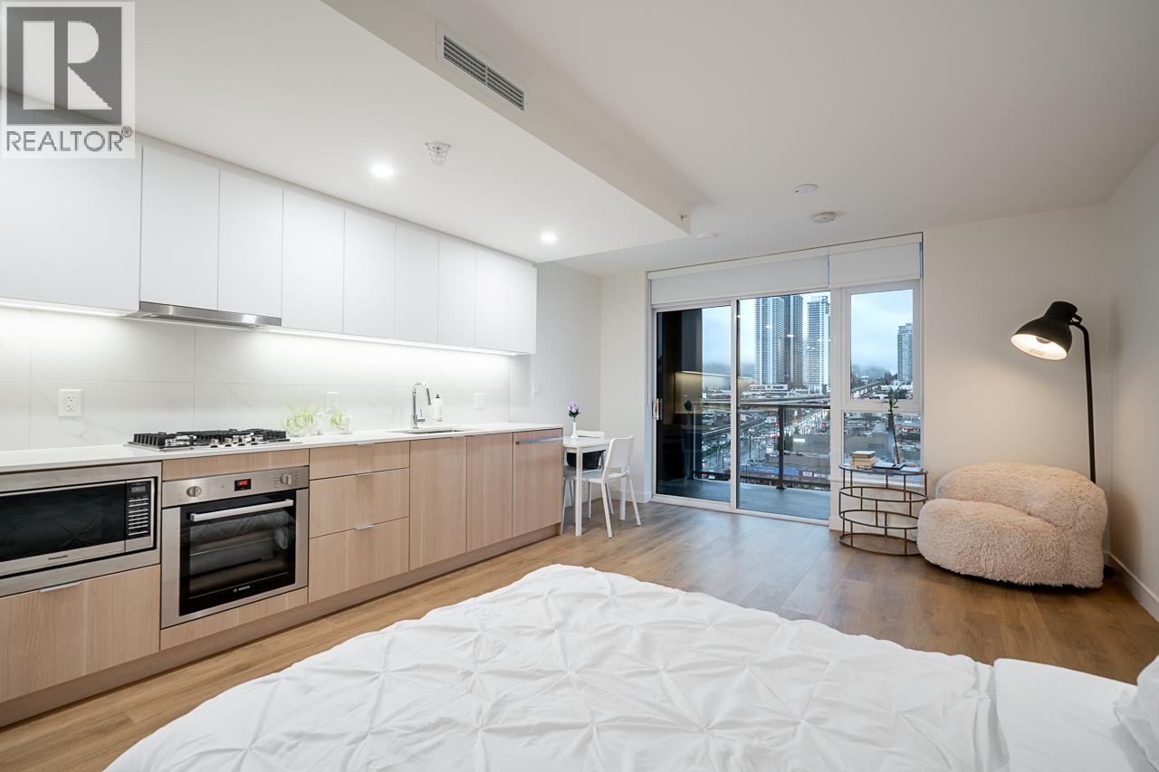 910 318 Alderson Avenue, Coquitlam, British Columbia  V3K 0J1 - Photo 8 - R3076485