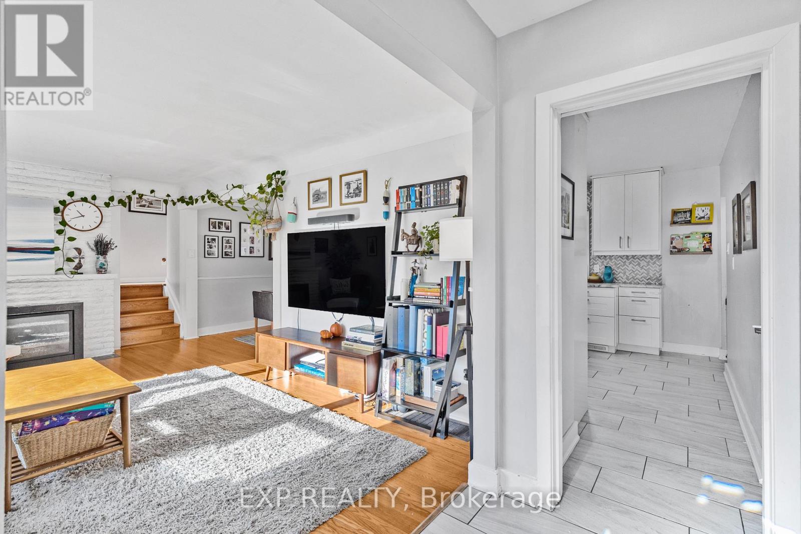 1177 Bellview Street, Burlington, Ontario  L7S 1C6 - Photo 7 - W12773218