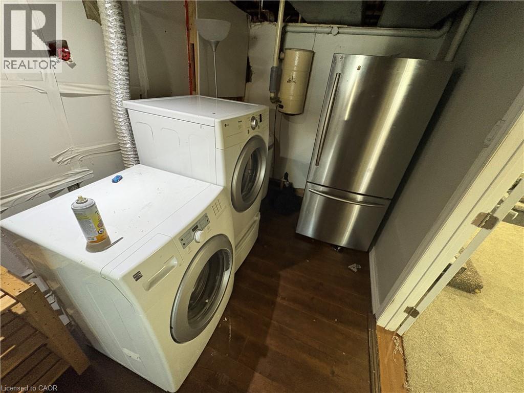 22 Sandsprings Crescent Unit# Bsmt, Kitchener, Ontario  N2E 2C7 - Photo 13 - 40803968