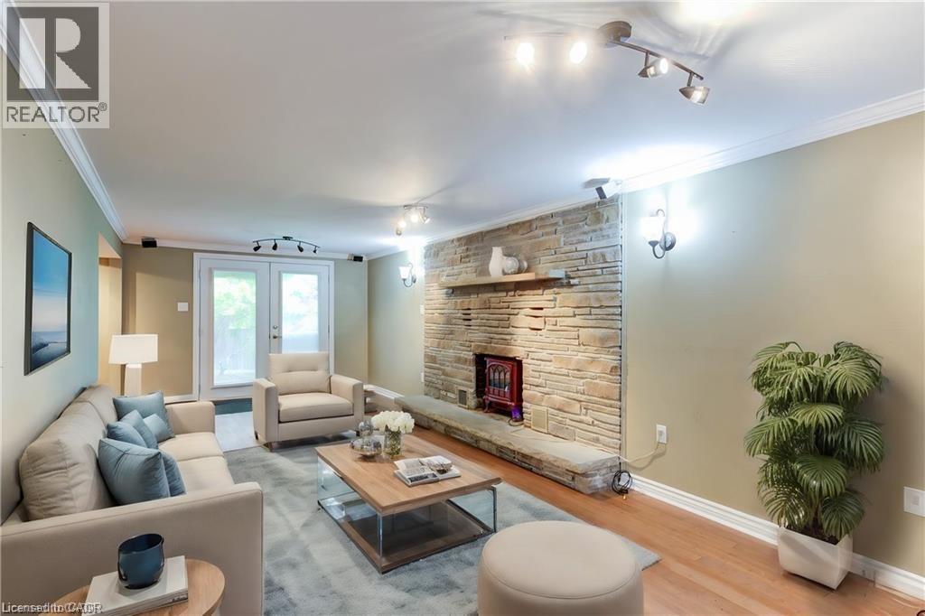 22 Sandsprings Crescent Unit# Bsmt, Kitchener, Ontario  N2E 2C7 - Photo 4 - 40803968