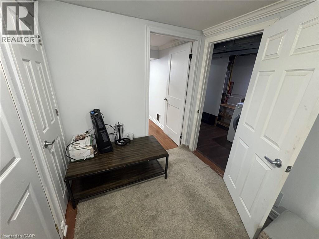 22 Sandsprings Crescent Unit# Bsmt, Kitchener, Ontario  N2E 2C7 - Photo 7 - 40803968