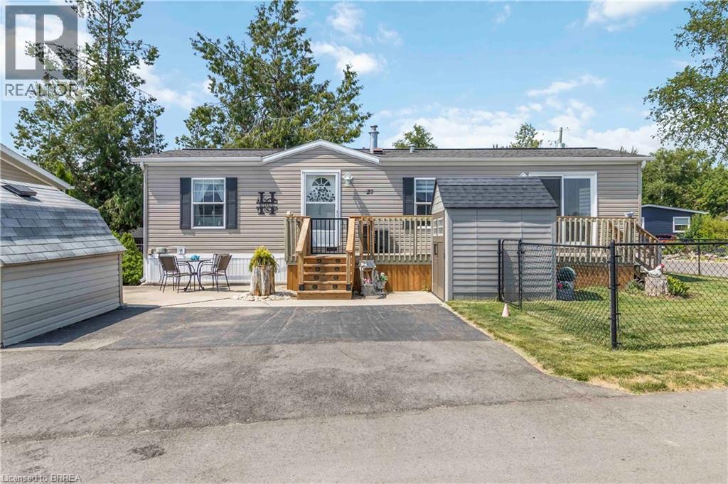 27 Elm Street, Puslinch, Ontario  N1H 6H9 - Photo 1 - 40803791