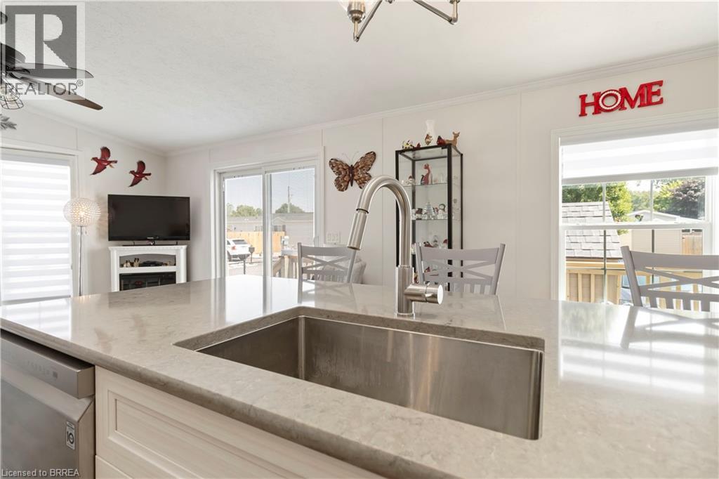 27 Elm Street, Puslinch, Ontario  N1H 6H9 - Photo 7 - 40803791