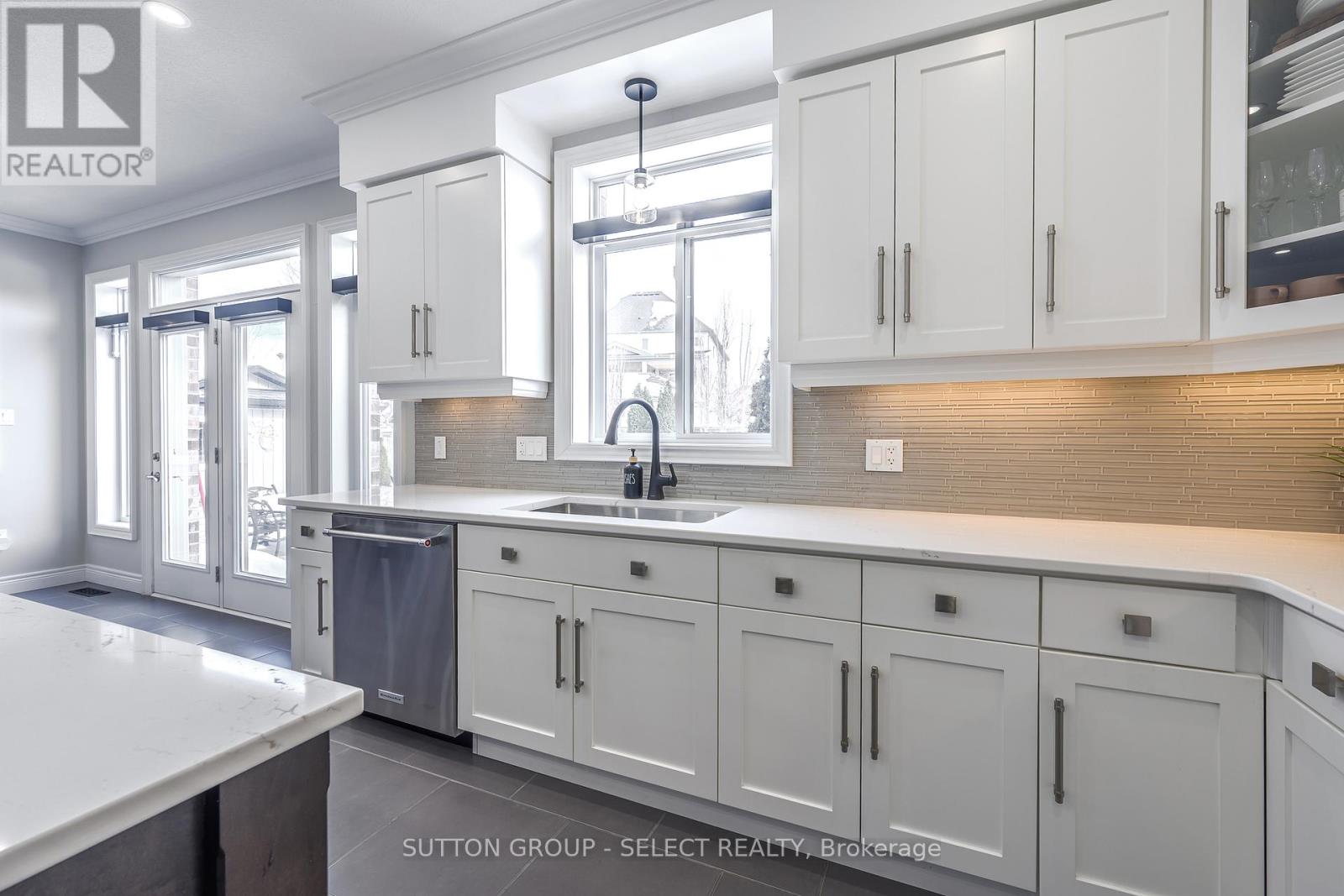 2328 Humberside Common, London North, Ontario  N6G 0P2 - Photo 13 - X12773190