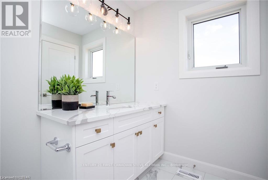 45 - 2700 Buroak Drive S, London North, Ontario  N6G 5B6 - Photo 14 - X12773192