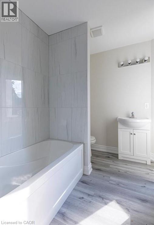 1327 Main Street E Unit# 1, Hamilton, Ontario  L8K 1B4 - Photo 14 - 40803613