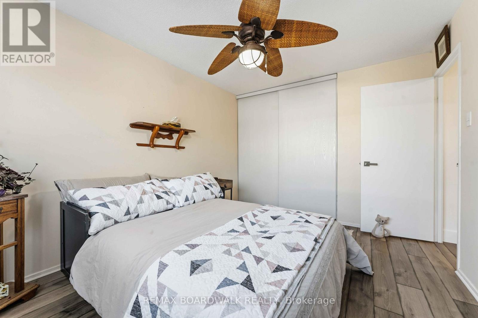 - - 13 Corley Private, Ottawa, Ontario  K1V 8T7 - Photo 14 - X12773222