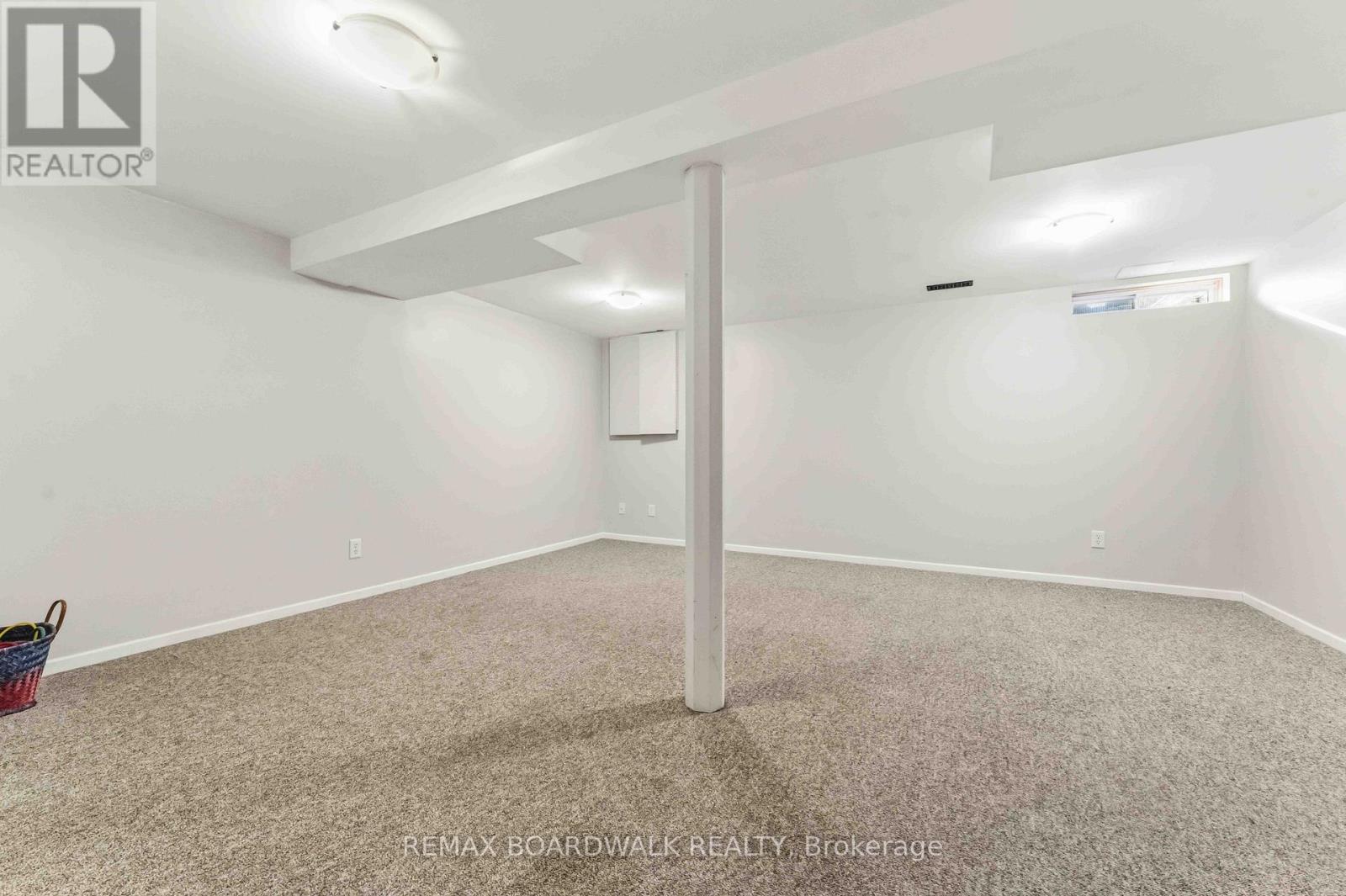 - - 13 Corley Private, Ottawa, Ontario  K1V 8T7 - Photo 23 - X12773222