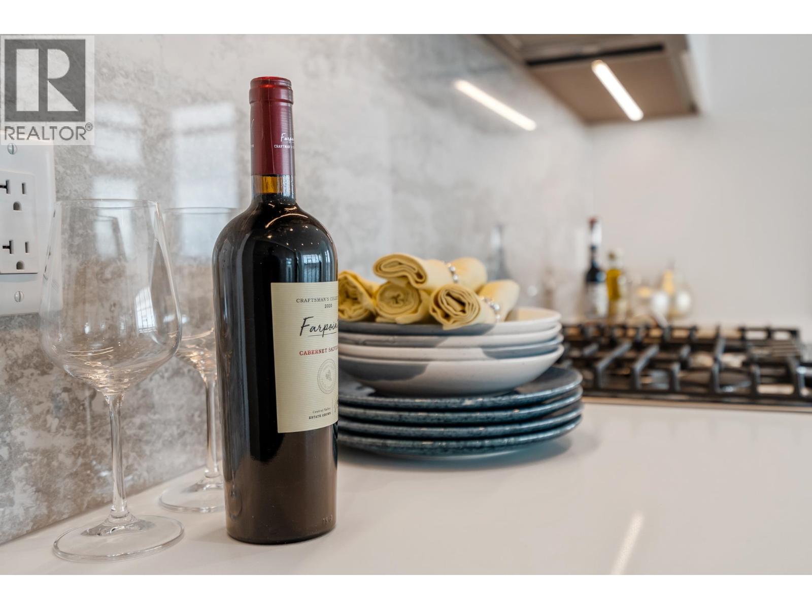 1407 680 Quayside Drive, New Westminster, British Columbia  V3M 0P2 - Photo 13 - R3087910