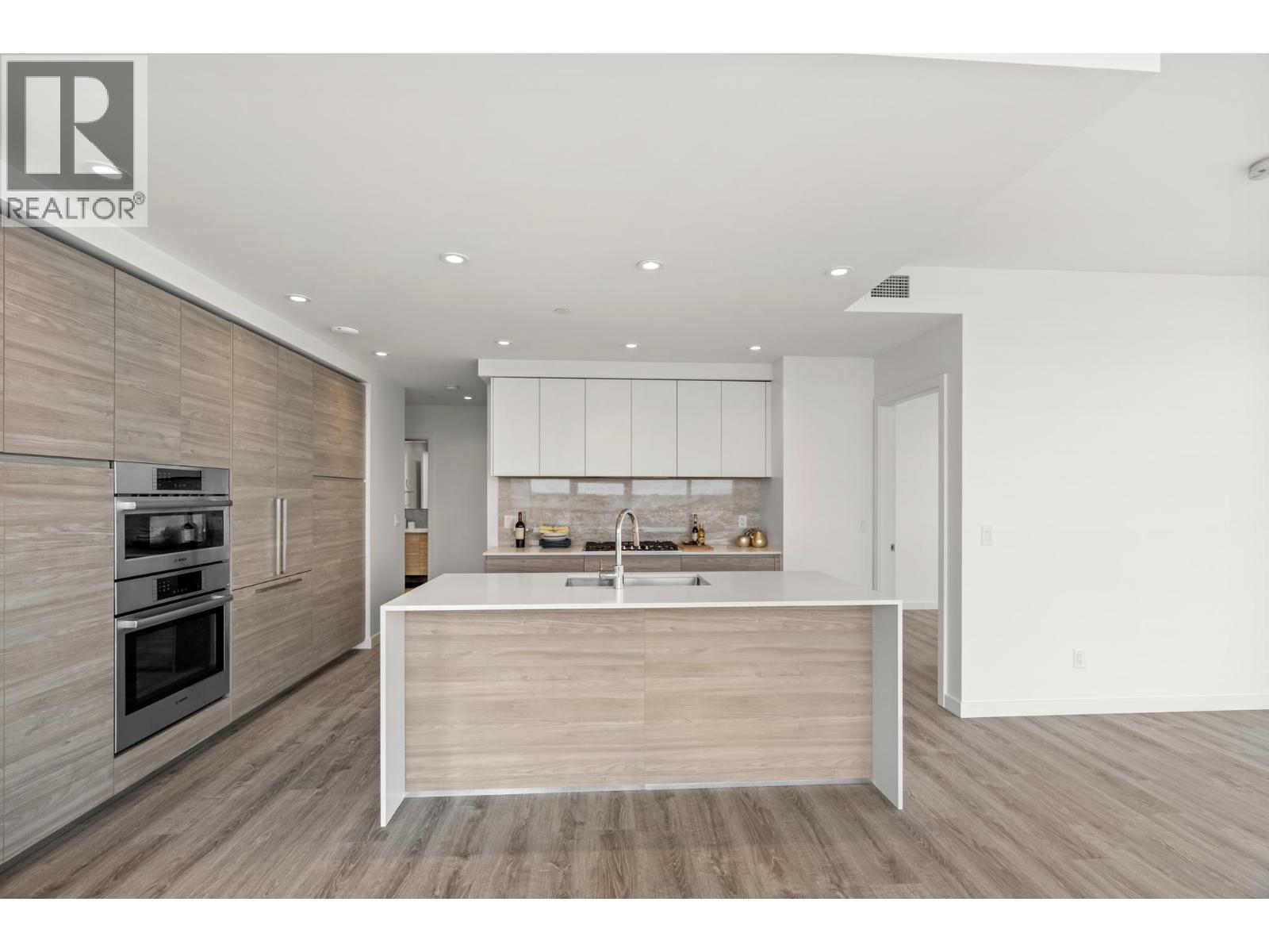 1407 680 Quayside Drive, New Westminster, British Columbia  V3M 0P2 - Photo 19 - R3087910