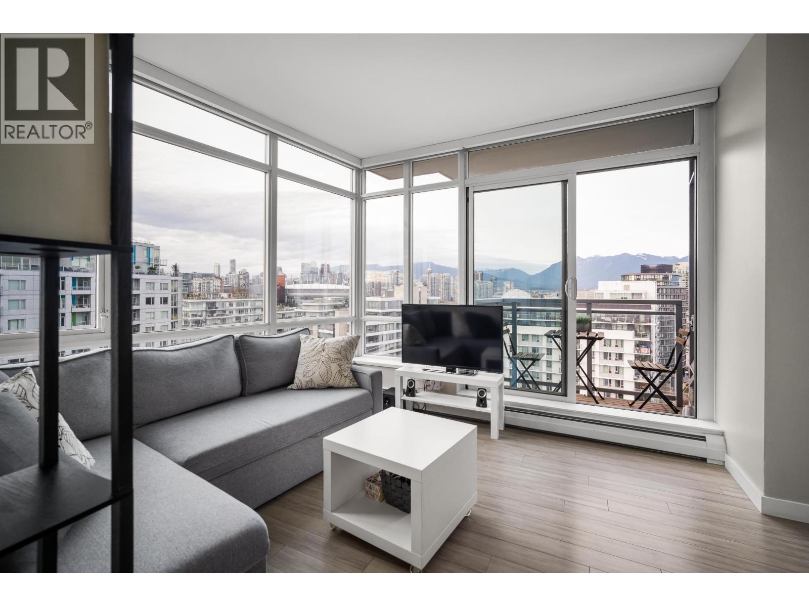 1702 1775 Quebec Street, Vancouver, British Columbia  V5T 0E3 - Photo 17 - R3088013