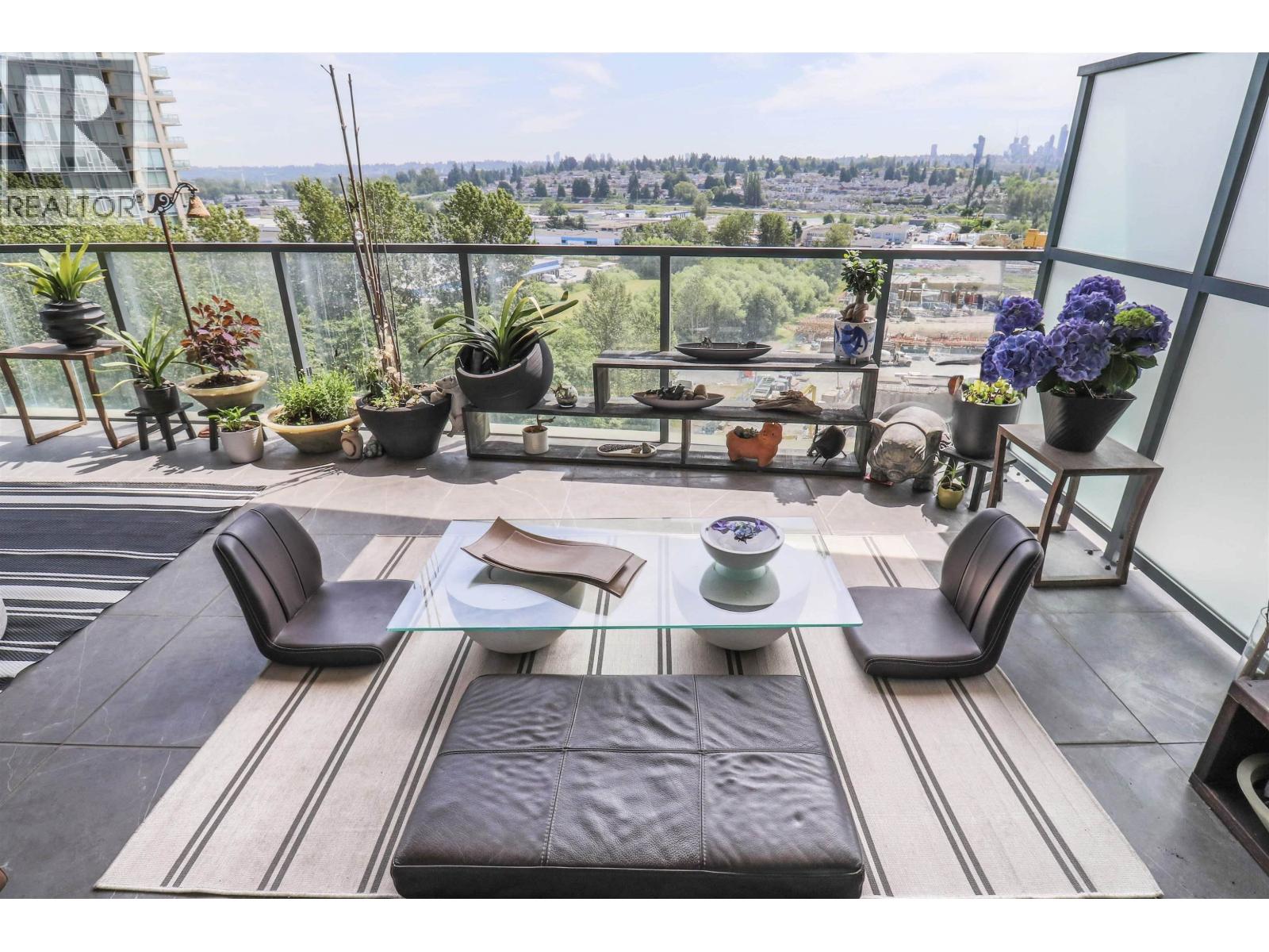 610 4890 Lougheed Highway, Burnaby, British Columbia  V5C 0N2 - Photo 1 - R3088021