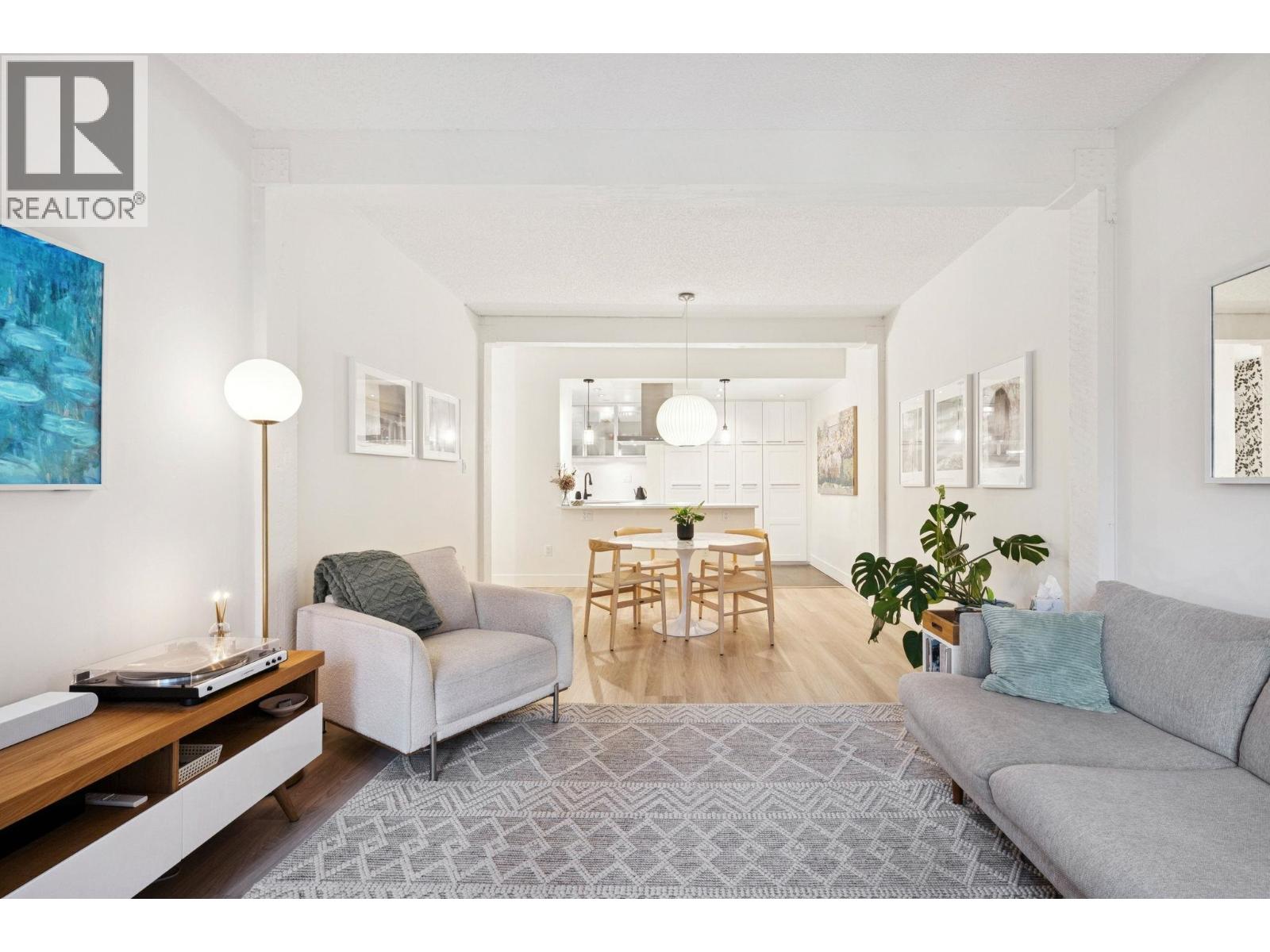 304 1535 Nelson Street, Vancouver, British Columbia  V6G 1M2 - Photo 4 - R3088040