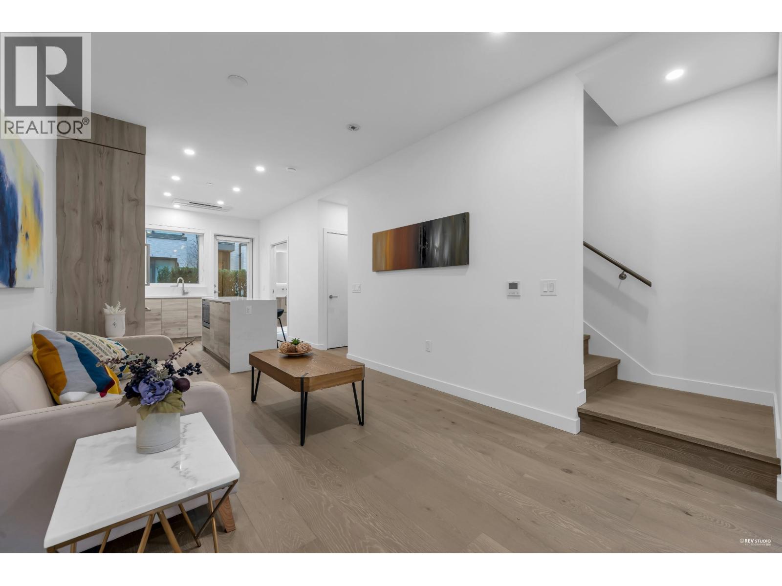 659 W 30th Avenue, Vancouver, British Columbia  V5Z 0K4 - Photo 6 - R3088056