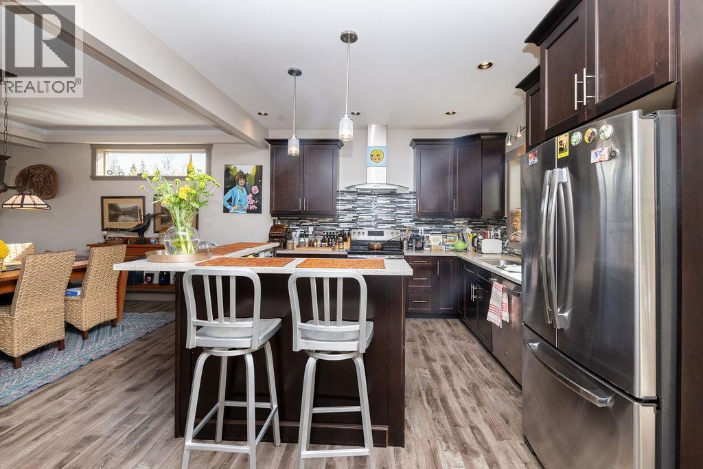 6391 Oracle Road, Sechelt, British Columbia  V7Z 0R8 - Photo 15 - R3088012