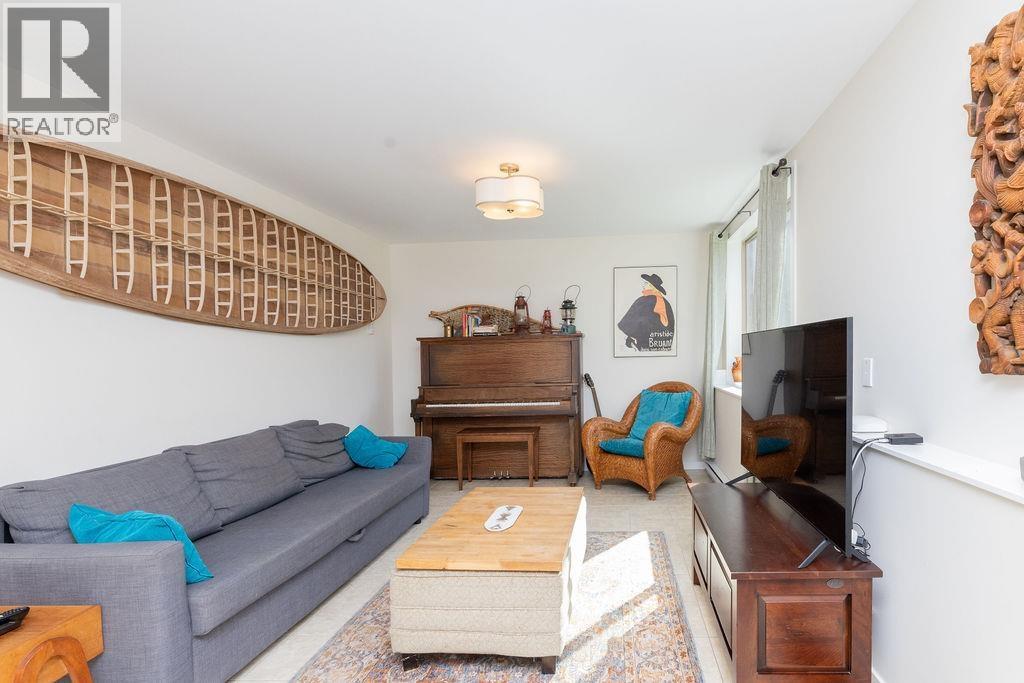 6391 Oracle Road, Sechelt, British Columbia  V7Z 0R8 - Photo 28 - R3088012