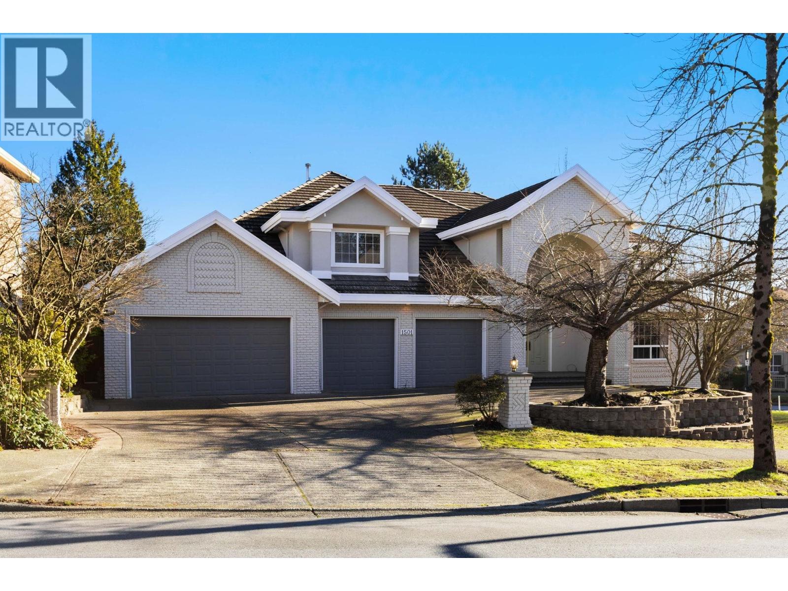 1501 Parkway Boulevard, Coquitlam, British Columbia  V3E 2V7 - Photo 1 - R3088025