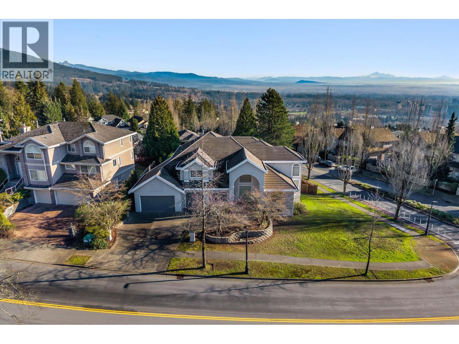 1501 Parkway Boulevard, Coquitlam, British Columbia  V3E 2V7 - Photo 39 - R3088025