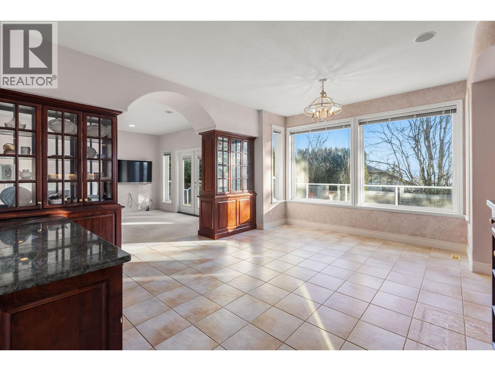 1501 Parkway Boulevard, Coquitlam, British Columbia  V3E 2V7 - Photo 7 - R3088025