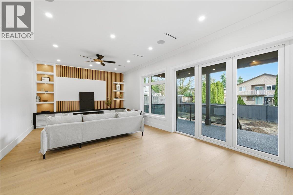 821 Porter Street, Coquitlam, British Columbia  V3J 5B9 - Photo 17 - R3088052