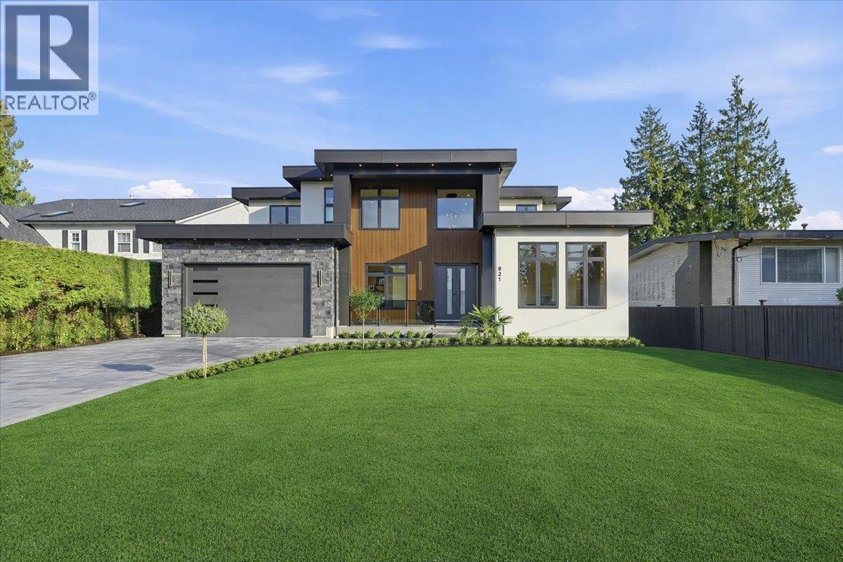 821 Porter Street, Coquitlam, British Columbia  V3J 5B9 - Photo 2 - R3088052