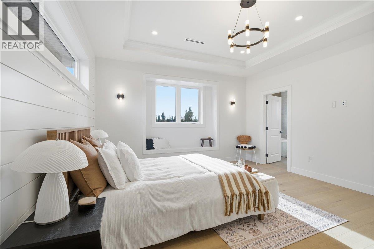 821 Porter Street, Coquitlam, British Columbia  V3J 5B9 - Photo 31 - R3088052