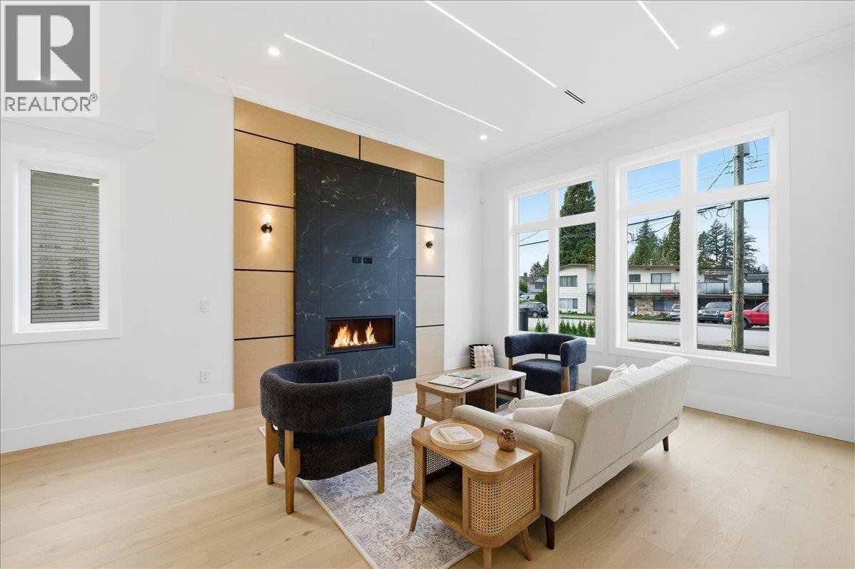 821 Porter Street, Coquitlam, British Columbia  V3J 5B9 - Photo 5 - R3088052