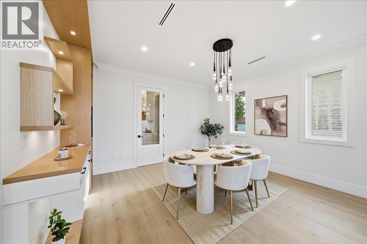 821 Porter Street, Coquitlam, British Columbia  V3J 5B9 - Photo 9 - R3088052