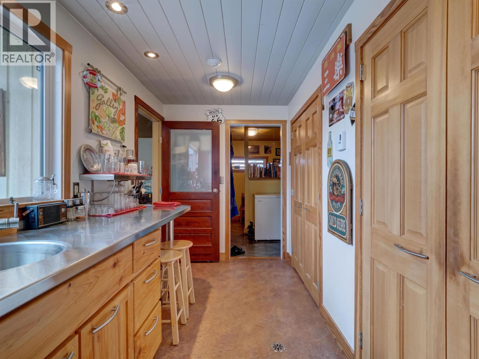 6183 Bligh Road, Sechelt, British Columbia  V7Z 0M1 - Photo 14 - R3088074