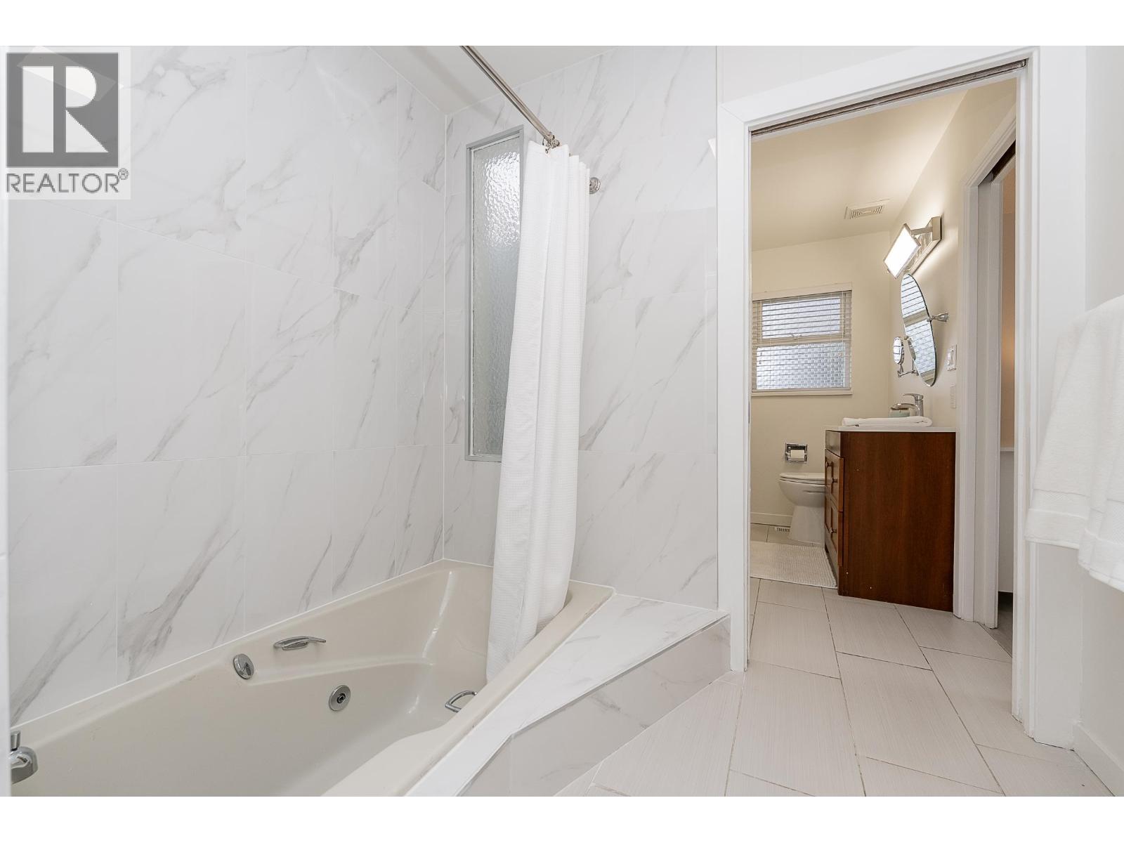 953 Ranch Park Way, Coquitlam, British Columbia  V3C 2H7 - Photo 14 - R3088076