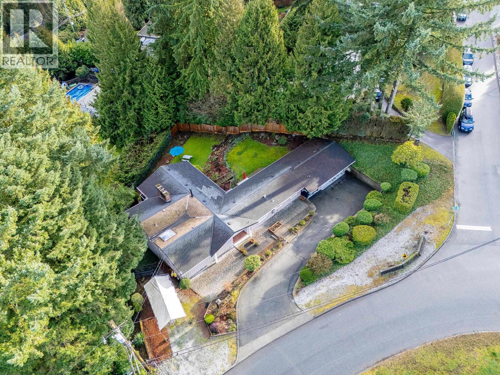 953 Ranch Park Way, Coquitlam, British Columbia  V3C 2H7 - Photo 34 - R3088076