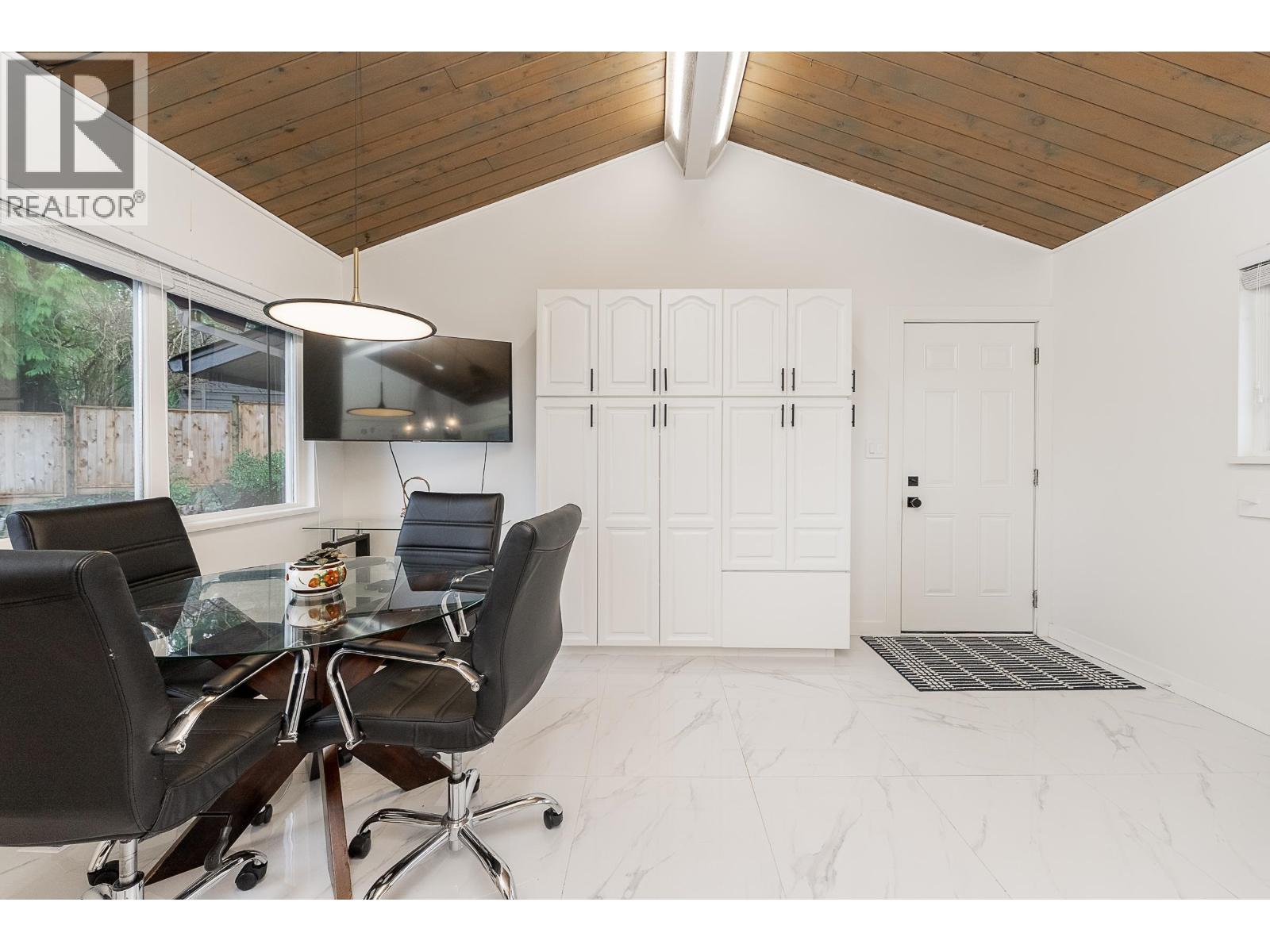 953 Ranch Park Way, Coquitlam, British Columbia  V3C 2H7 - Photo 9 - R3088076