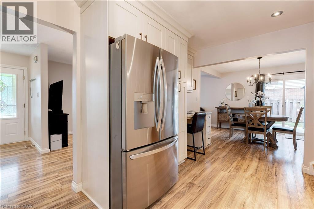 26 Madoc Street, Stoney Creek, Ontario  L8E 3S7 - Photo 8 - 40761121