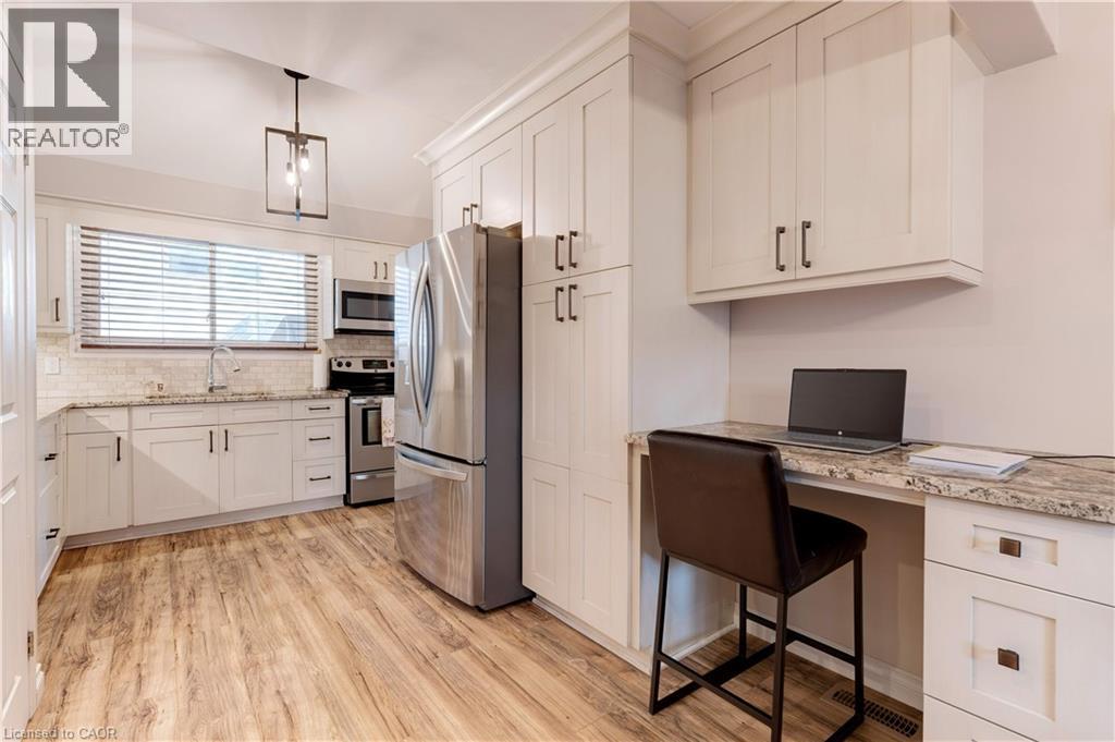 26 Madoc Street, Stoney Creek, Ontario  L8E 3S7 - Photo 9 - 40761121