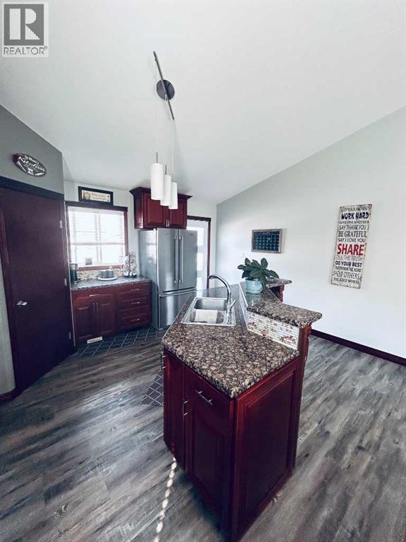 223 15 Street E, Brooks, Alberta  T1R 0X2 - Photo 10 - A2284128