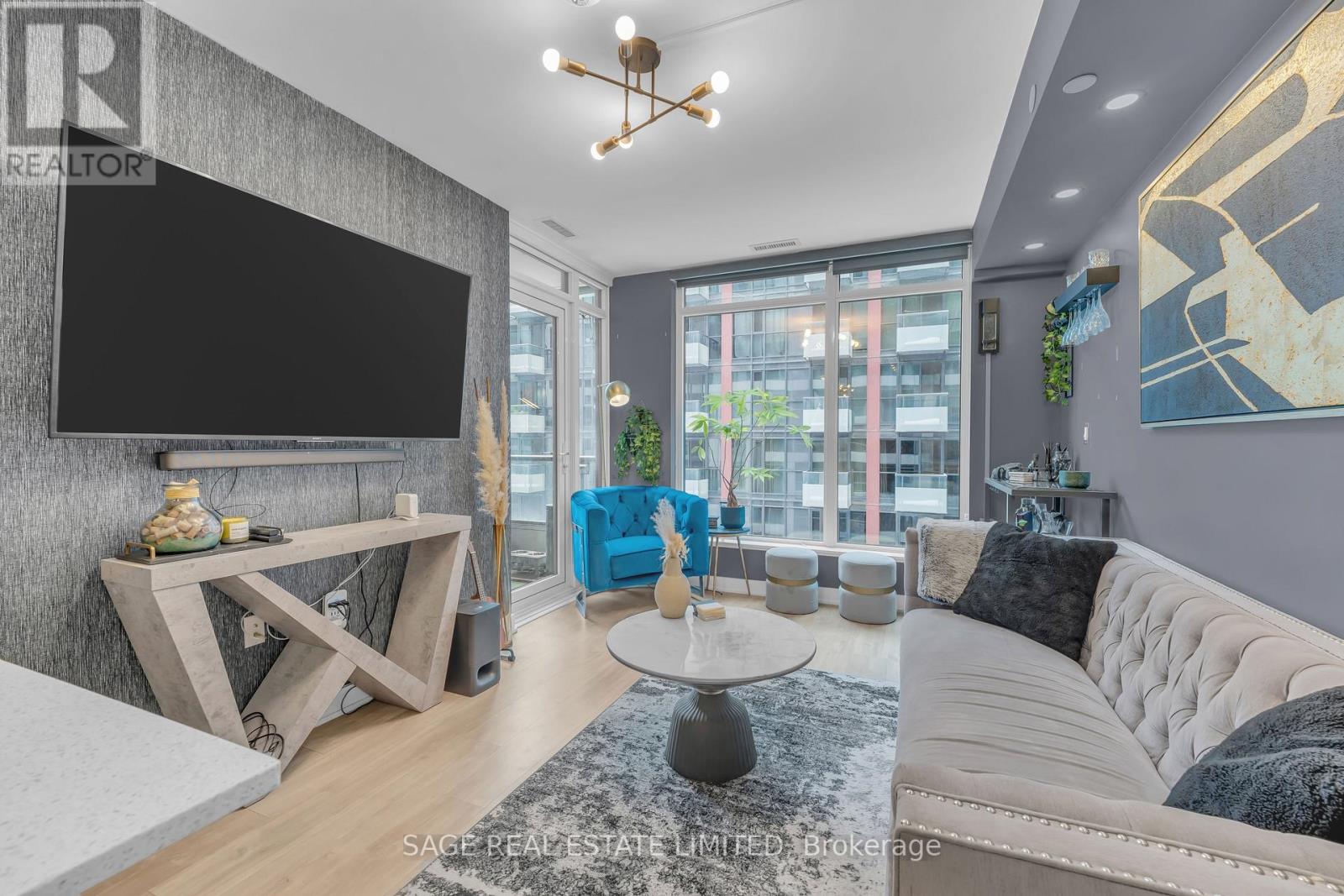 629 - 576 Front Street W, Toronto, Ontario  M5V 0P8 - Photo 2 - C12773254