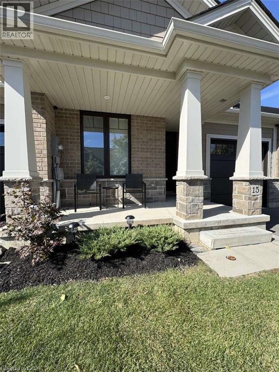 15 Mcclay Avenue, Grimsby, Ontario  L3M 0H7 - Photo 3 - 40797961