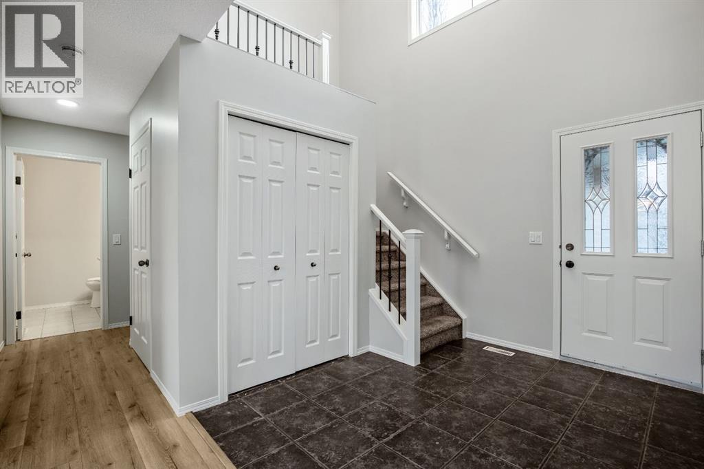 104 Cove Crescent, Chestermere, Alberta  T1X 5J1 - Photo 4 - A2283570