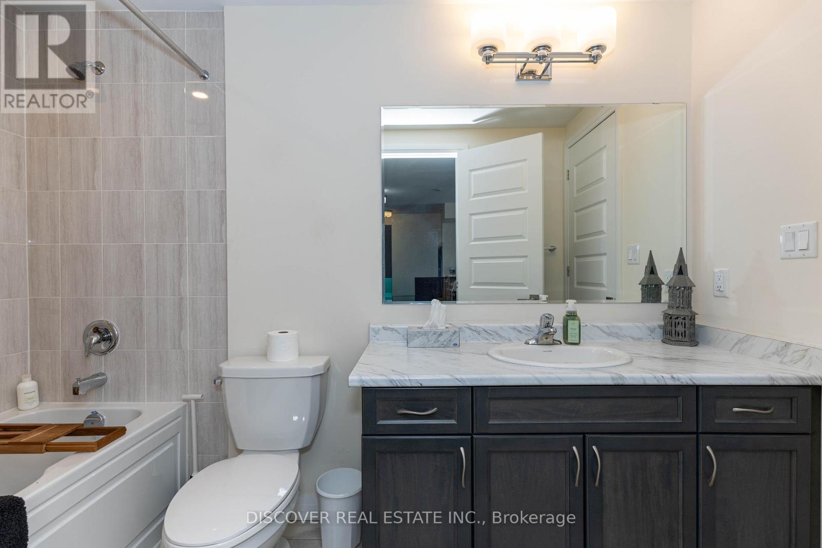 507 - 58 Adam Sellers Street, Markham, Ontario  L6B 1P5 - Photo 17 - N12773264