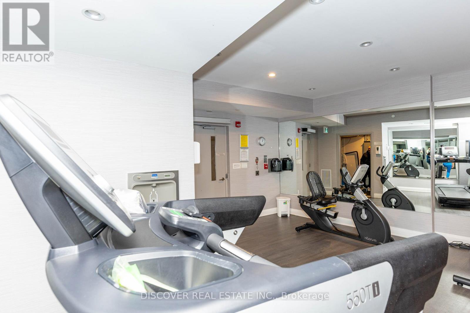 507 - 58 Adam Sellers Street, Markham, Ontario  L6B 1P5 - Photo 4 - N12773264