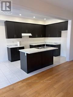 1113 Skyridge Boulevard, Pickering, Ontario  L1X 2R2 - Photo 6 - E12768290