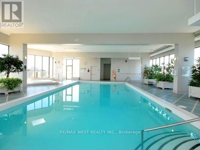 1713 - 55 Elm Drive Drive W, Mississauga, Ontario  L5B 3Z3 - Photo 6 - W12773196