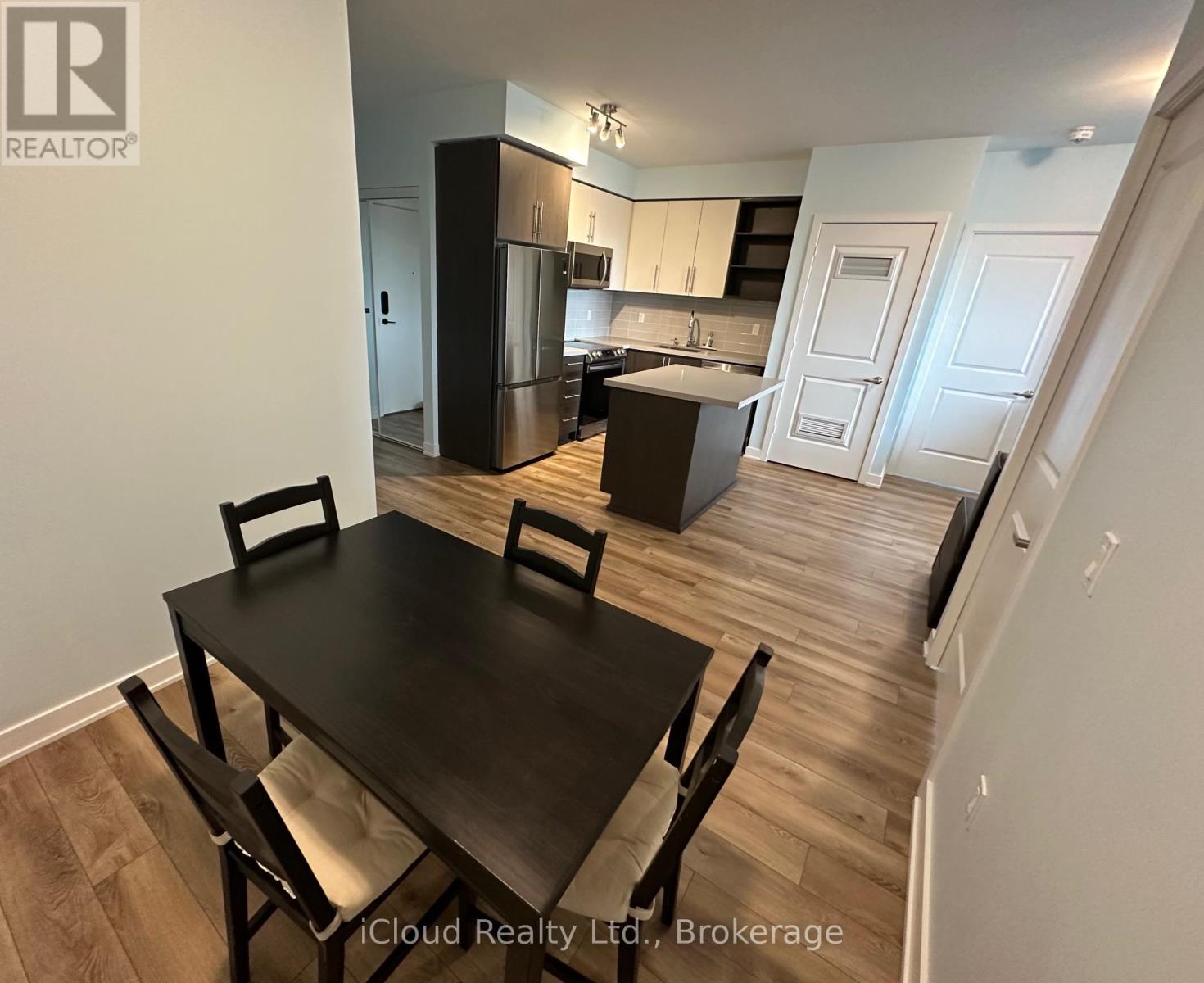 701b - 4655 Metcalfe Avenue, Mississauga, Ontario  L5M 0Z7 - Photo 12 - W12773242