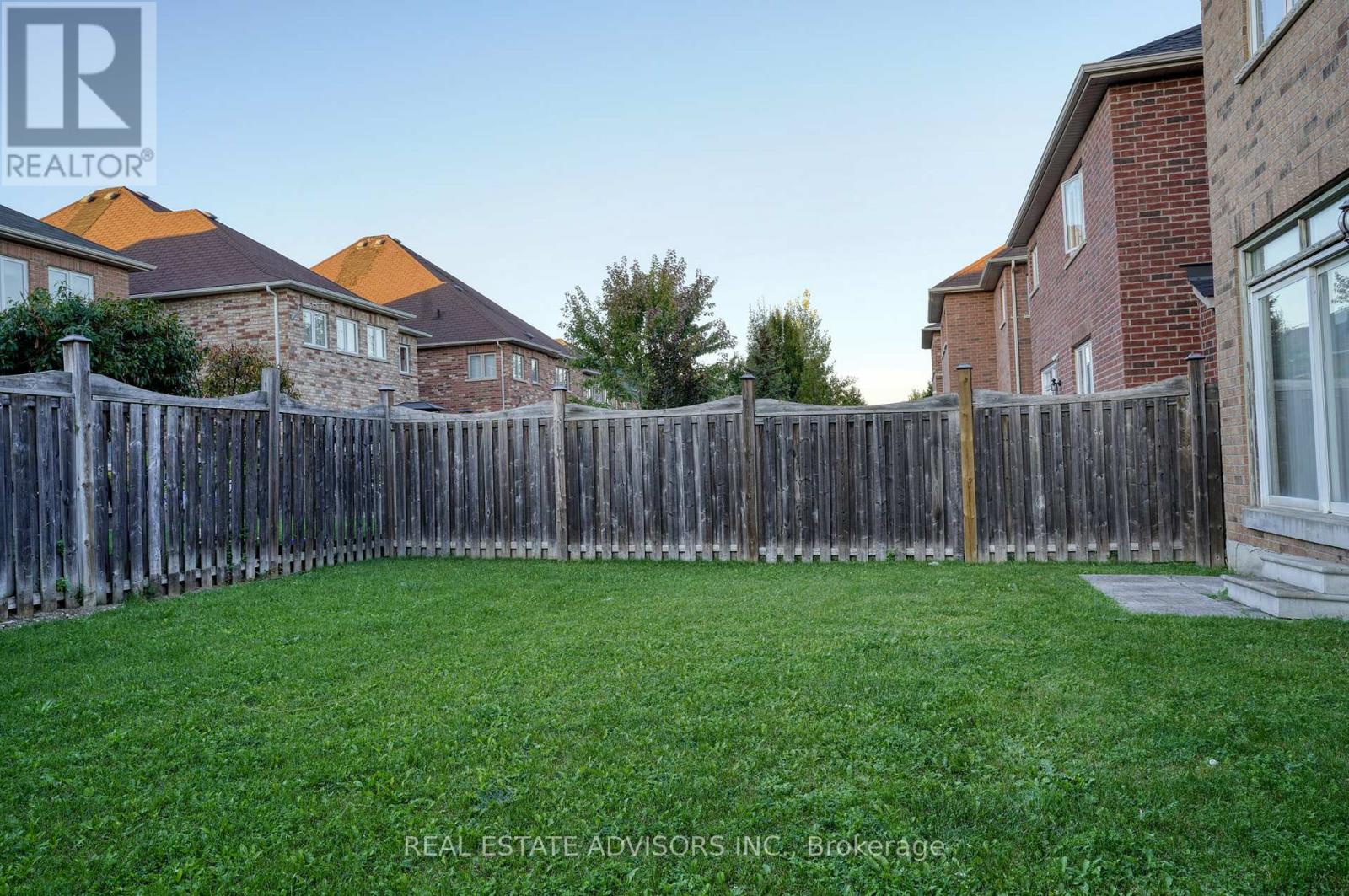 3208 Countess Crescent, Mississauga, Ontario  L5M 0E2 - Photo 27 - W12773262