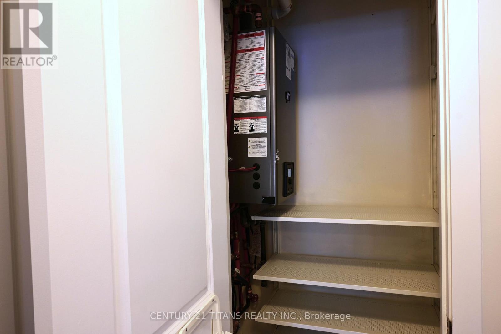 135 - 80 Parrotta Drive, Toronto, Ontario  M9M 0E6 - Photo 17 - W12773292