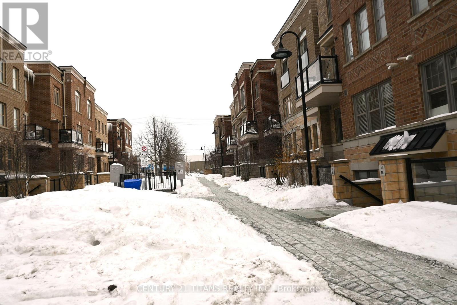 135 - 80 Parrotta Drive, Toronto, Ontario  M9M 0E6 - Photo 19 - W12773292